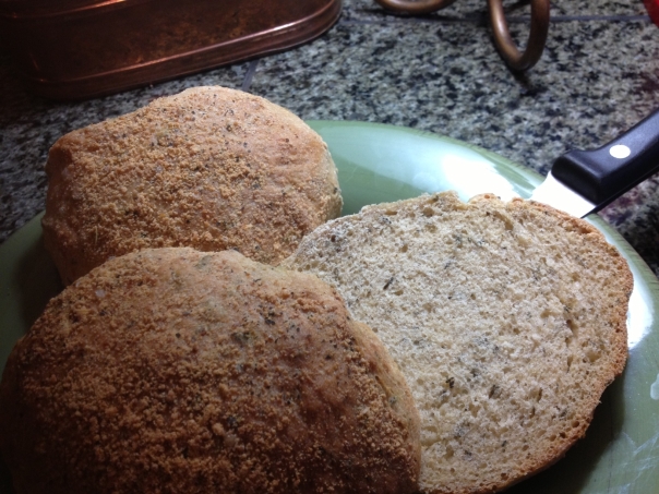 basil bread rolls
